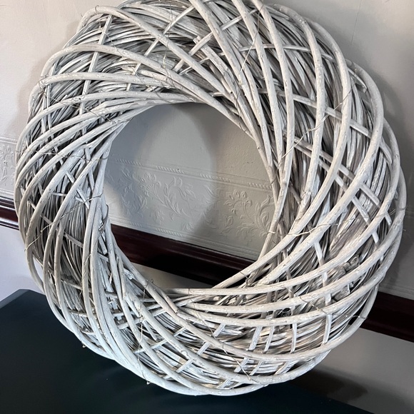 Threshold White Woven Wreath - Picture 1 of 1